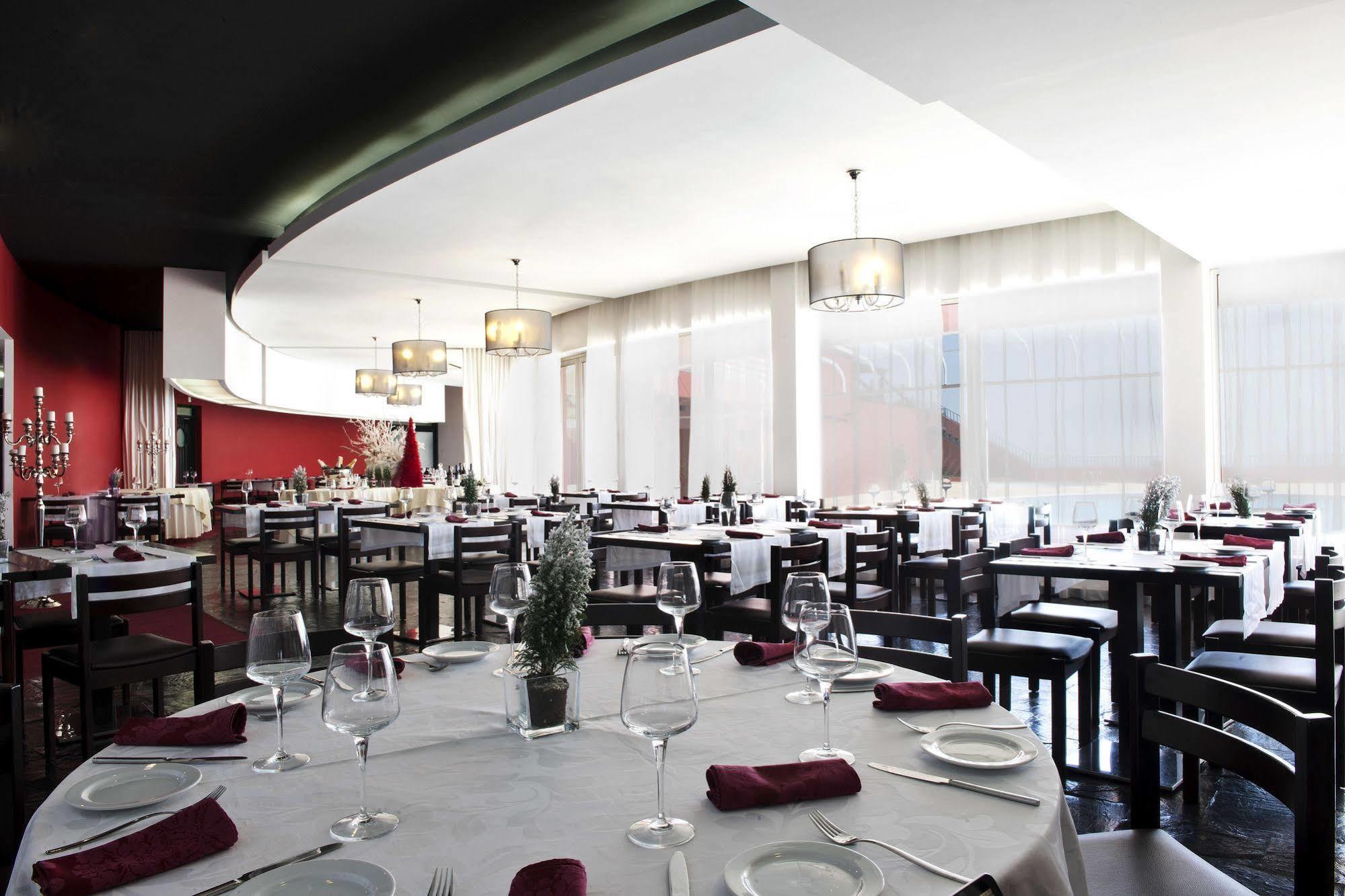 Luna Hotel Dos Carqueijais - Serra Da Estrela Covilhã Buitenkant foto
